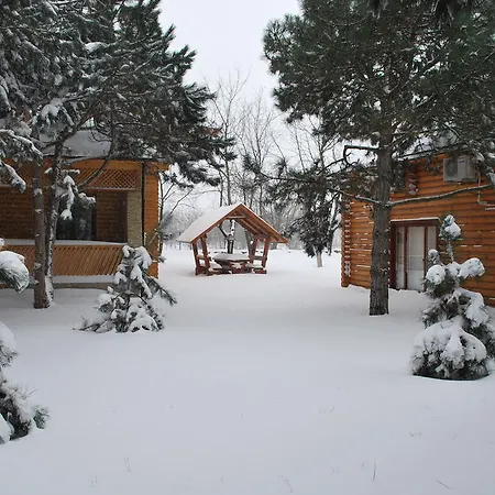 Tatil parkı Kompleks Otdykha Elki-palki 3*