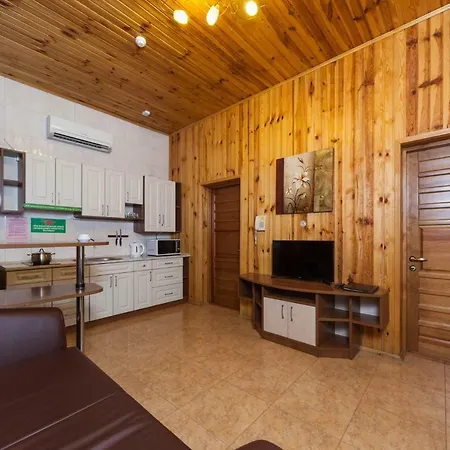 Tatil parkı Kompleks Otdykha Elki-palki Odessa