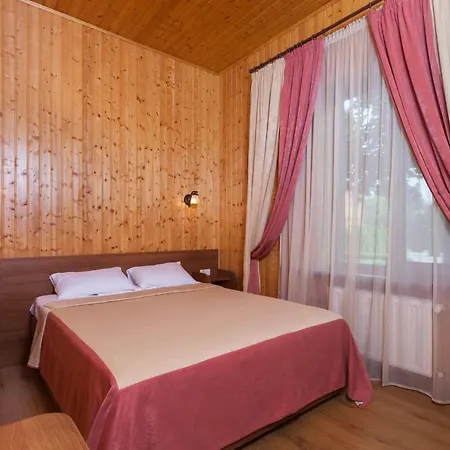 Kompleks Otdykha Elki-palki 3* Odessa